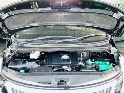 2018 Hyundai H-1 2.5 Deluxe เครดิตดีฟรีดาวน์ รูปที่ 4